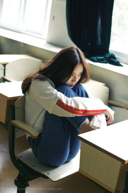 “青少年足球在边远地区快速普及，点燃足球梦想”，青少年足球基础训练方法