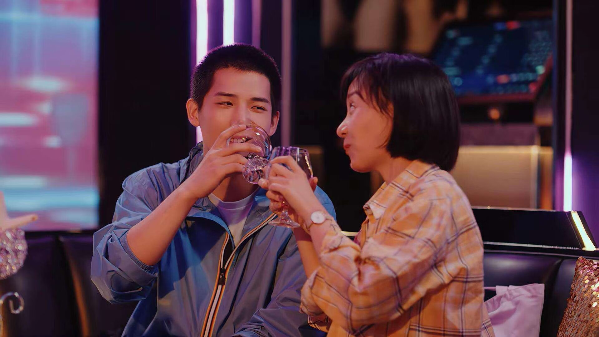 葡萄牙骑手吉尔贝托·费利佩在2024年全国工作马术锦标赛中获得大师组银牌，表现出色。