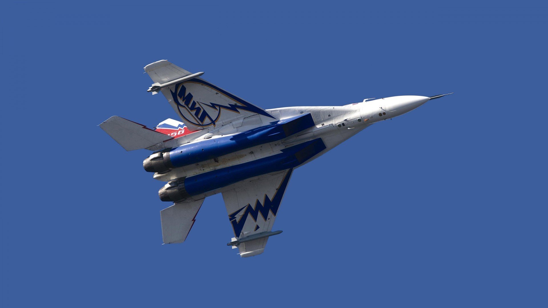 康宁汉姆三双活塞赢开拓者，康宁汉姆ncaa