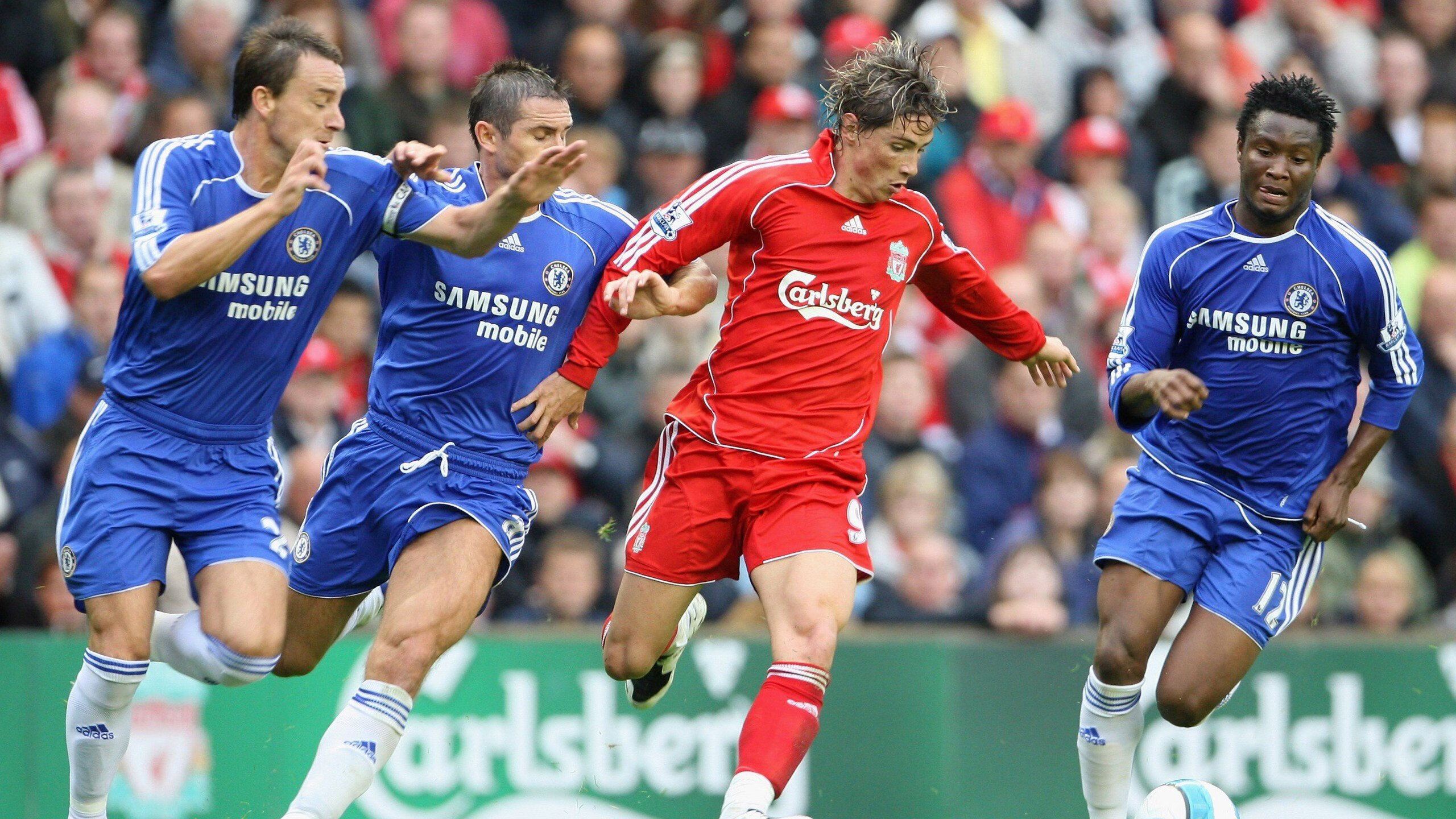 FB体育app下载-【罚分揭秘】裁判如何快速判断犯规点，确保比赛流畅，裁判的犯规手势