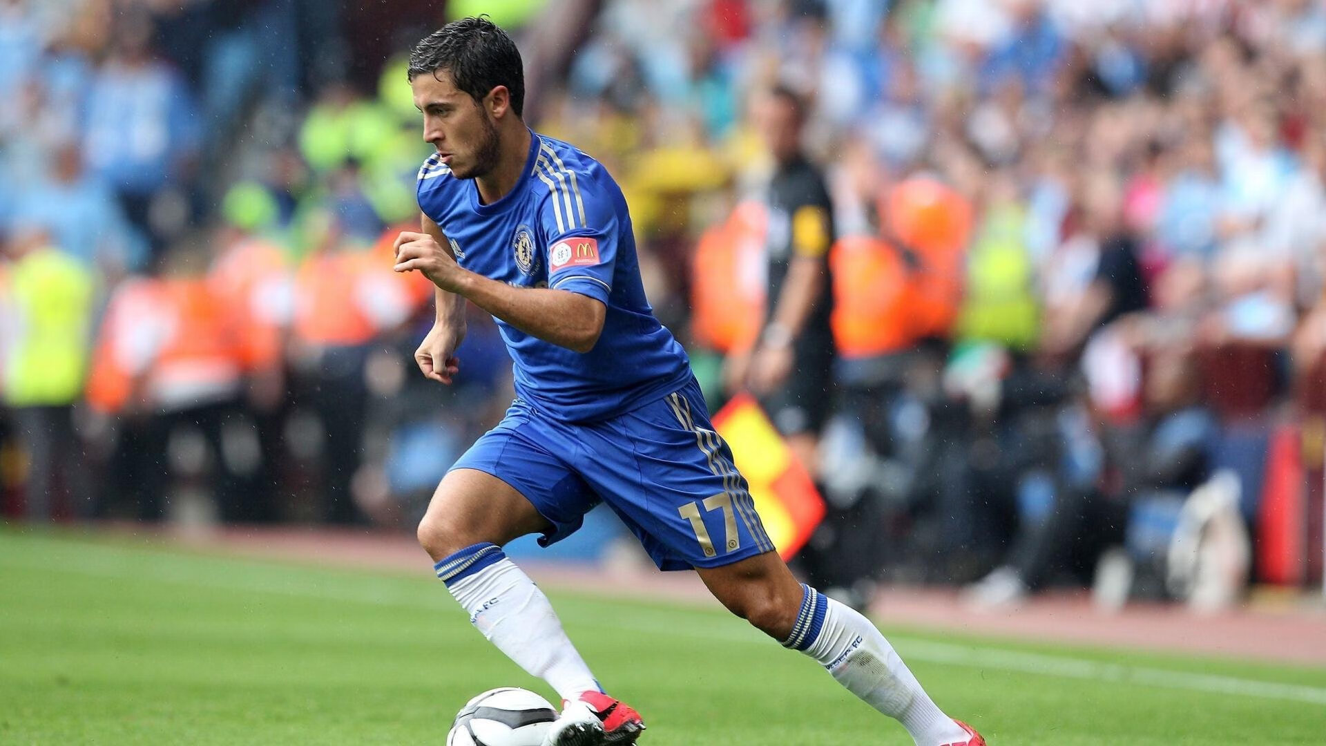 赛场外：粉丝文化与粉丝互动新潮流，赛场啥意思